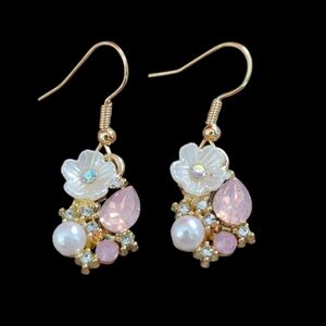 Pink and white flower on pearl and crystal earrings